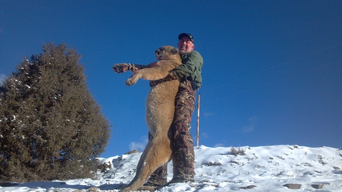 Mt Lion Hunting Photo